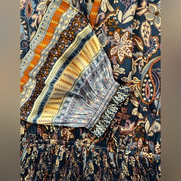 CURRENT AIR Floral Paisley Print Pleated Skirt Smocked Dress Tie at Neckline - Picture 9 of 11